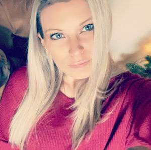 Meet your Posher, Marissa